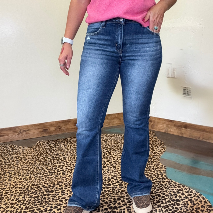 DARKBOOTCUTRISENJEANS