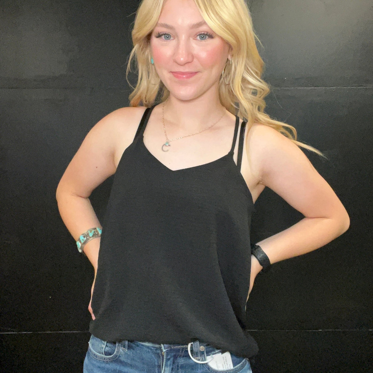 Black Razor Back Flowy Tank Top - Country Lace Boutique