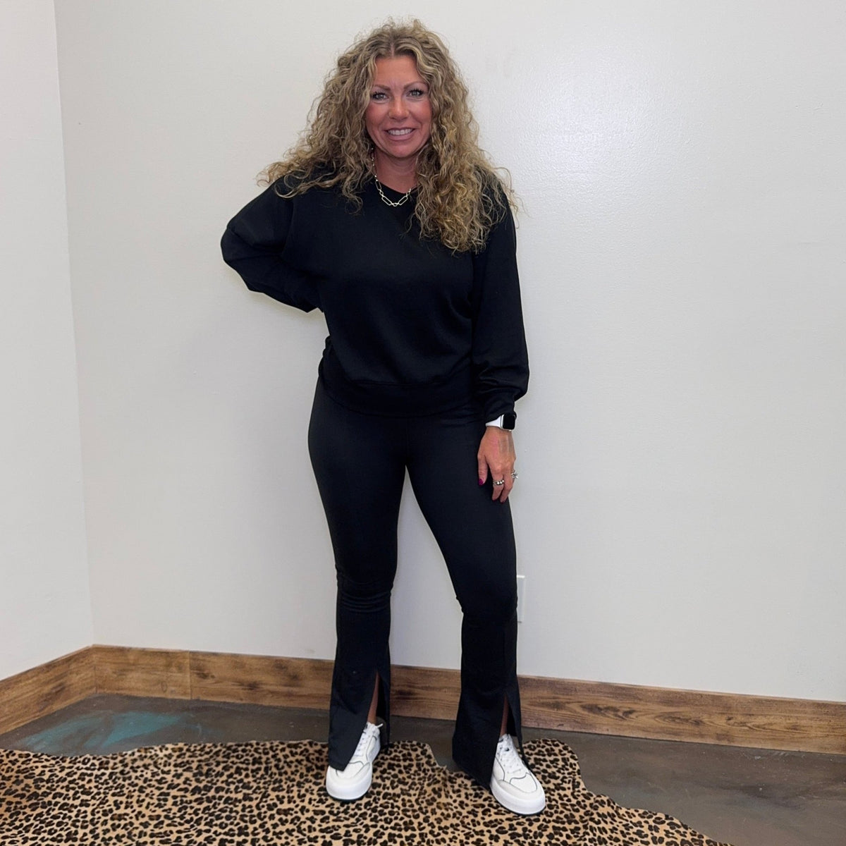 Black Super Soft Crop Sweat Shirt - Country Lace Boutique