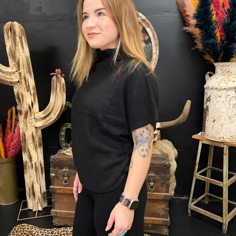 Black waffle Dolman Short Sleeve Sweater Top size small - Country Lace Boutique