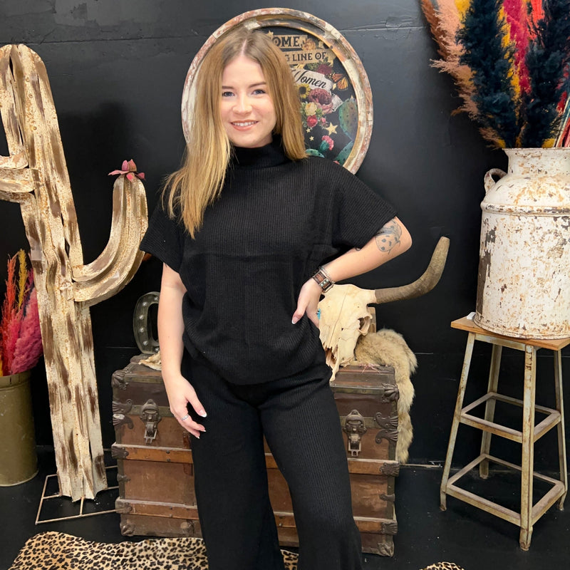 Black waffle Dolman Short Sleeve Sweater Top size small - Country Lace Boutique