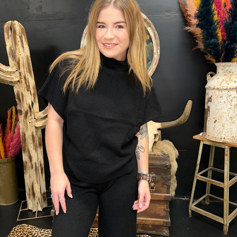 Black waffle Dolman Short Sleeve Sweater Top size small - Country Lace Boutique