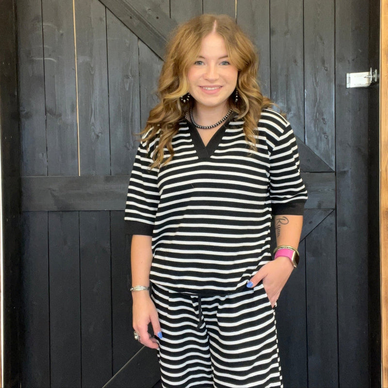 Black & White Knit Striped Short Sleeve V Neck Ribbed Shirt - Country Lace Boutique