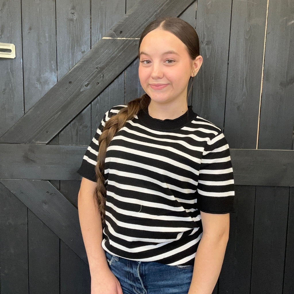 Black & White Strip Short Sleeve Crew Neck Shirt - Country Lace Boutique