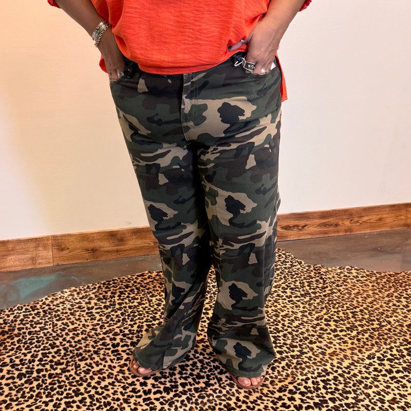 camoplussizepants