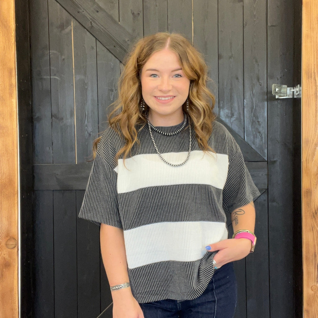 Charcoal Gray & White Chonky Ribbed Short Sleeve Shirt - Country Lace Boutique