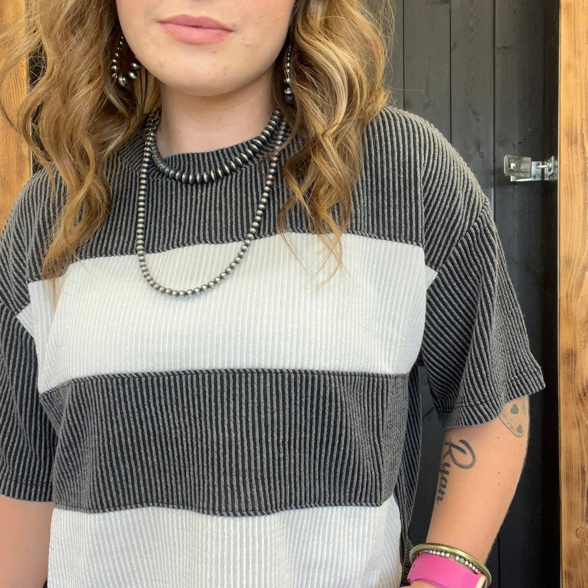 Charcoal Gray & White Chonky Ribbed Short Sleeve Shirt - Country Lace Boutique