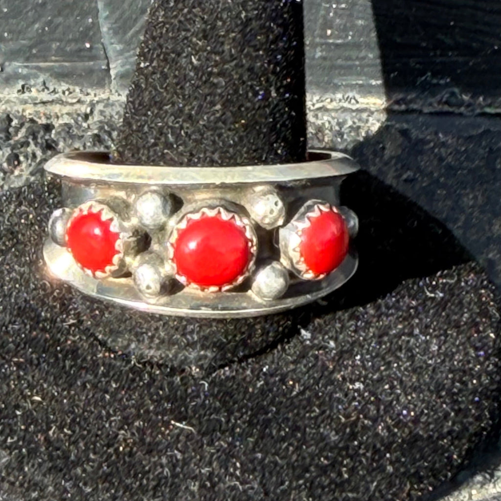 Chunky 3 Stone Red Coral Detail Band Sterling Silver Ring - Country Lace Boutique