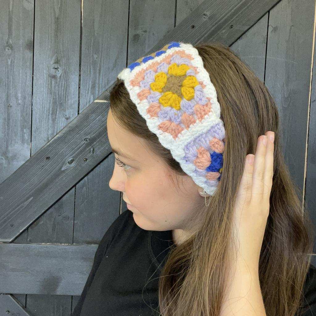  colorful crocheted headband 