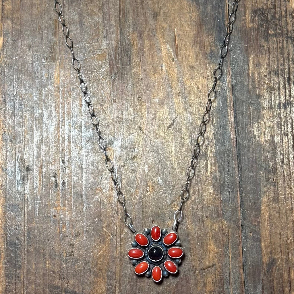 coraladonyxclusternecklace