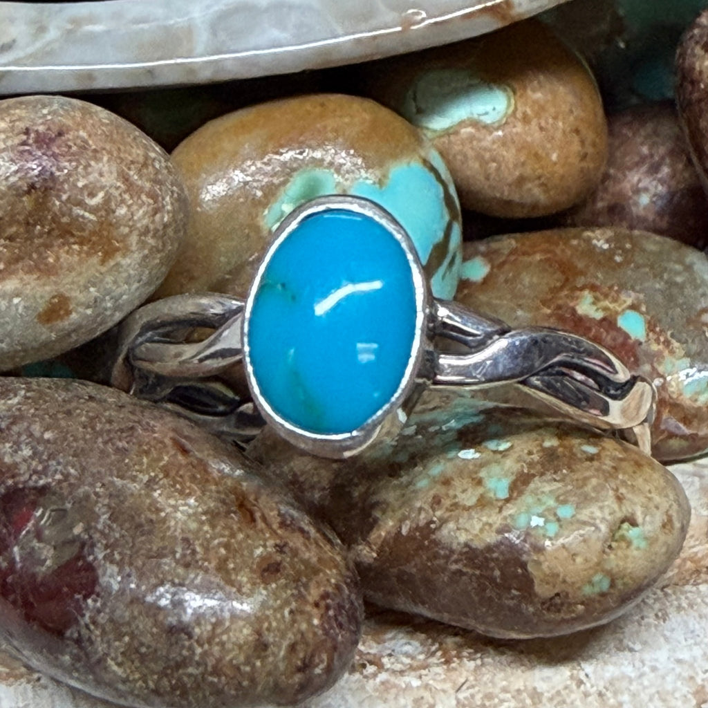 Dainty Oval Blue Turquoise Twisted Band Sterling Silver Ring size 8 - Country Lace Boutique