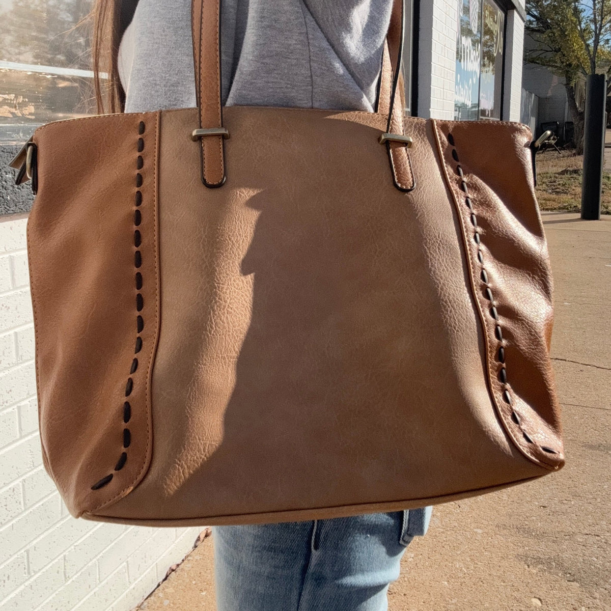 "Faux" Two Toned Tan with Removeable & Adjustable Strap Purse w/ Wallet - Country Lace Boutique