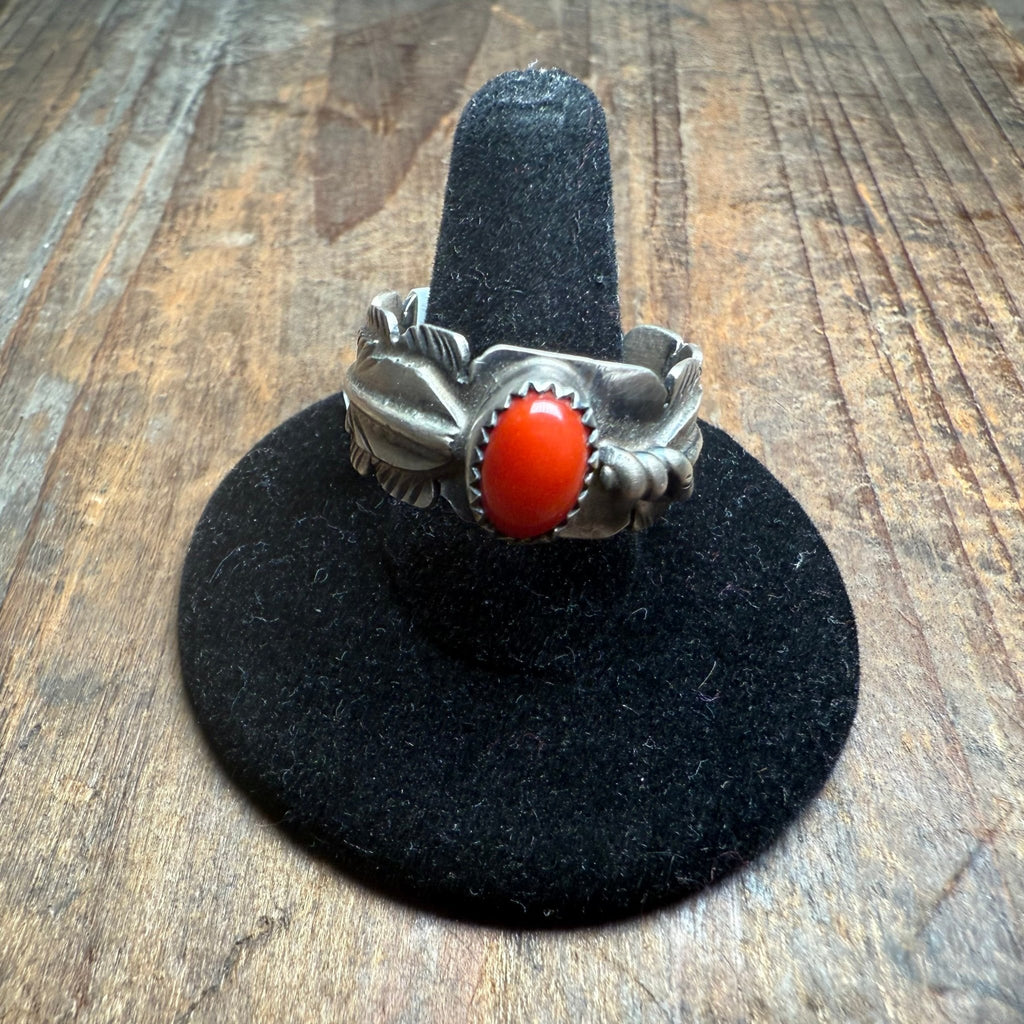 Feather Detailed Band with Red Stone Sterling Silver Ring - Country Lace Boutique