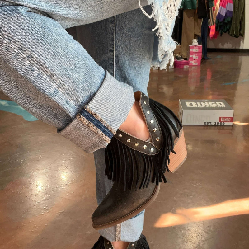 FINE N' DANDY Black LEATHER Dingo BOOTIE size 8 - Country Lace Boutique