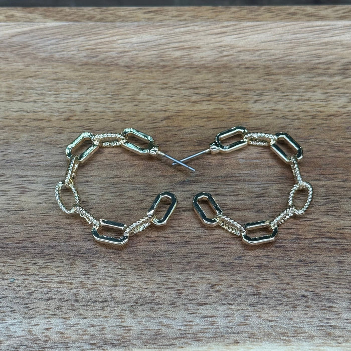 Gorgeous Gold Chain Link Hoop Fashion Earrings - Country Lace Boutique