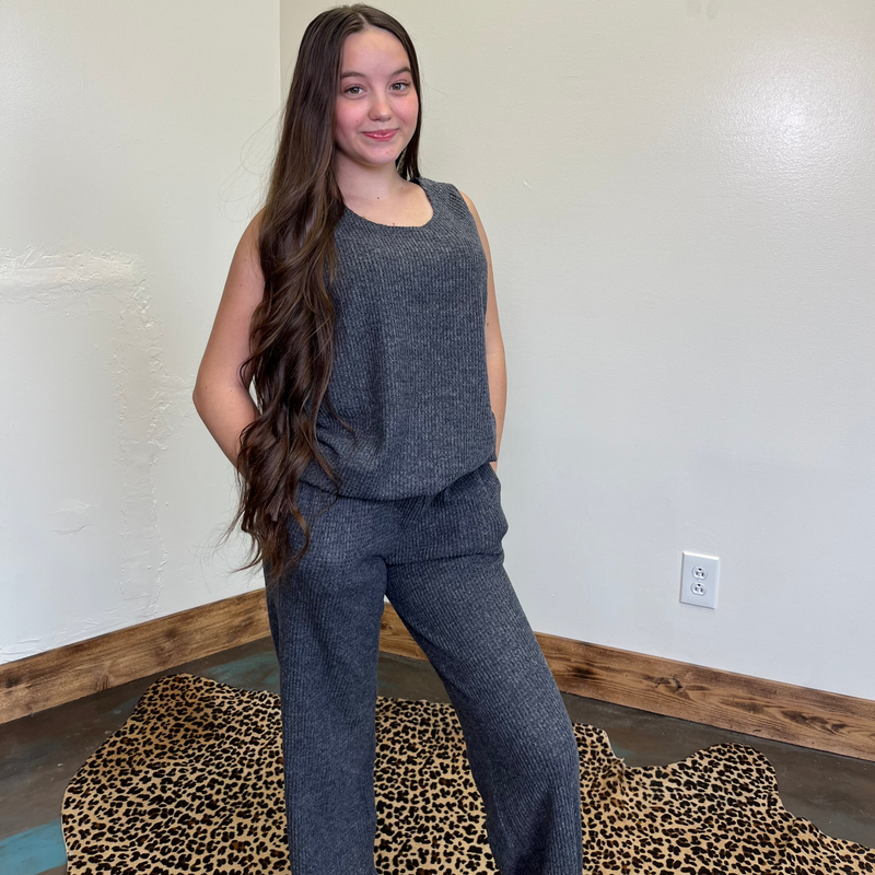 grayribbedwaffleoutfit