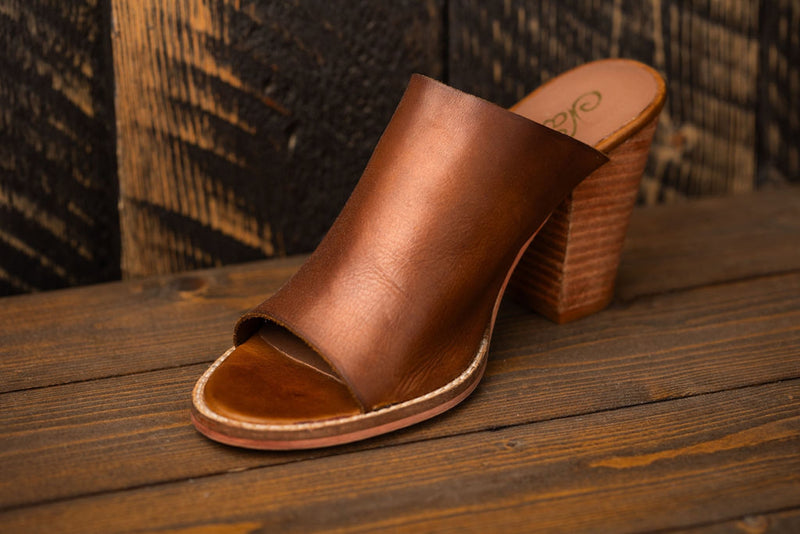 Hallie Heeled Sandal in Tan