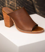 Hallie Heeled Sandal in Tan