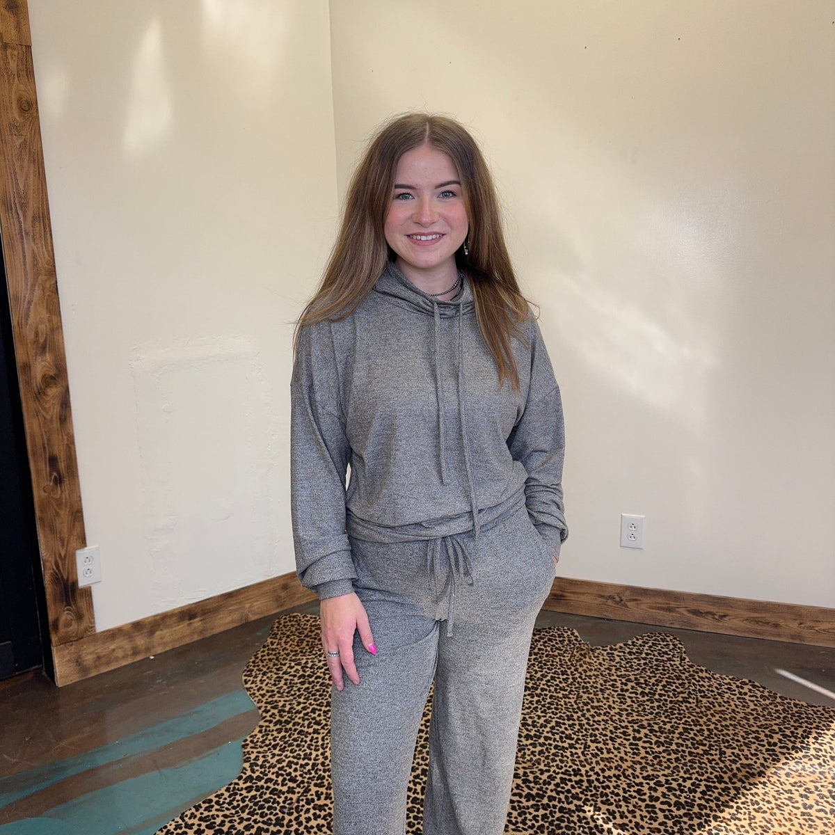 Heather Grey Long Sleeve Pullover Sweater - Country Lace Boutique