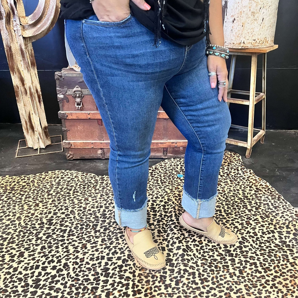 High Rise Straight Raw Hem Cuffed Slim Risen Jeans size 1 - Country Lace Boutique