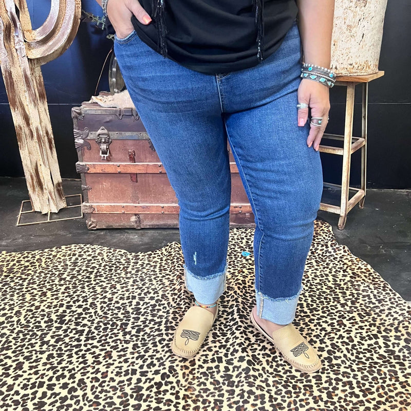 High Rise Straight Raw Hem Cuffed Slim Risen Jeans size 1 - Country Lace Boutique