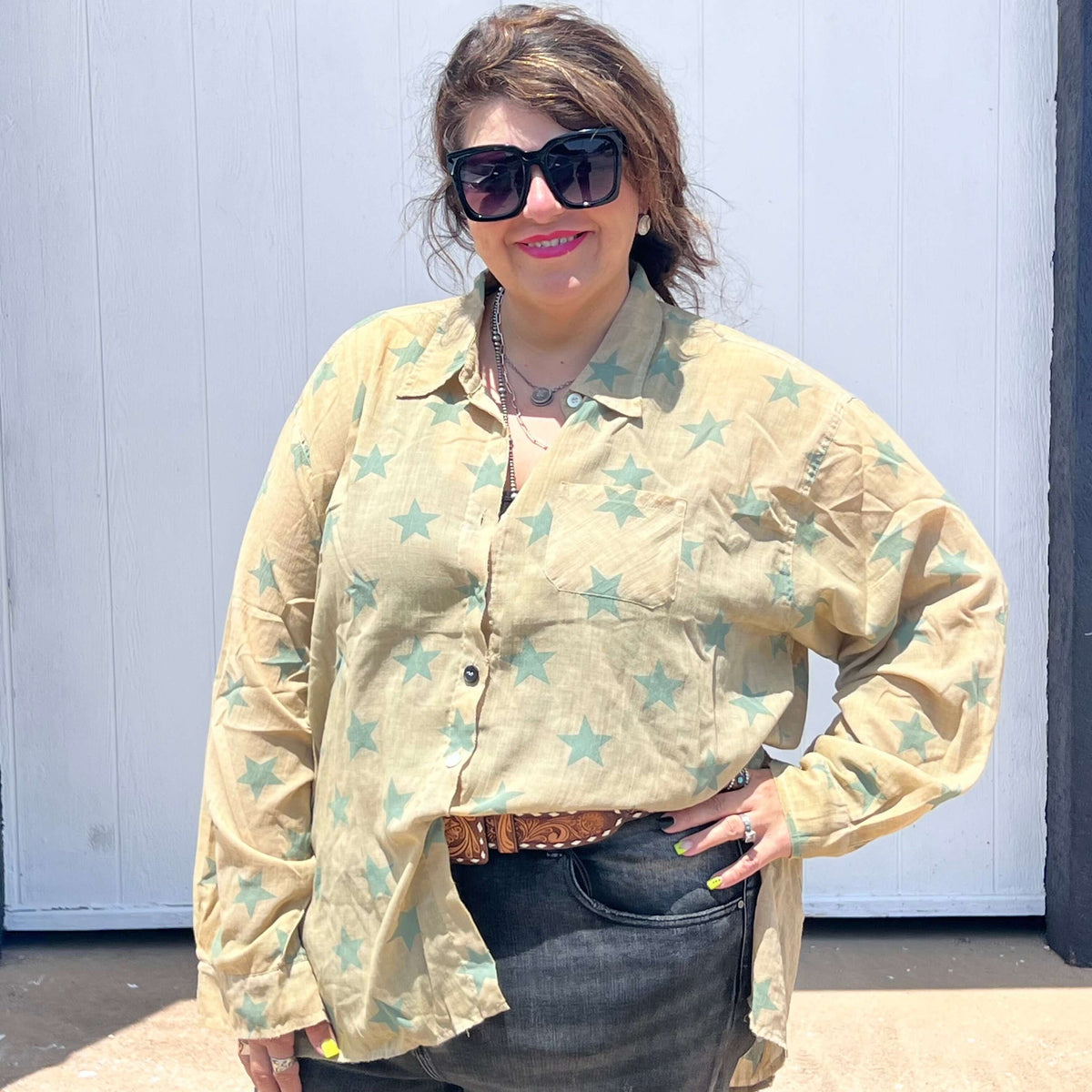 Star Button Down Top / Large/XL