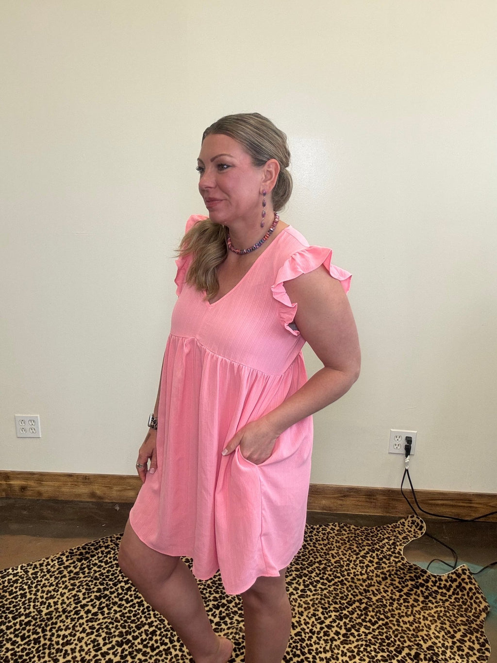 Light Pink Sleeveless V Neck Ruffle Soft Short Dress small - Country Lace Boutique