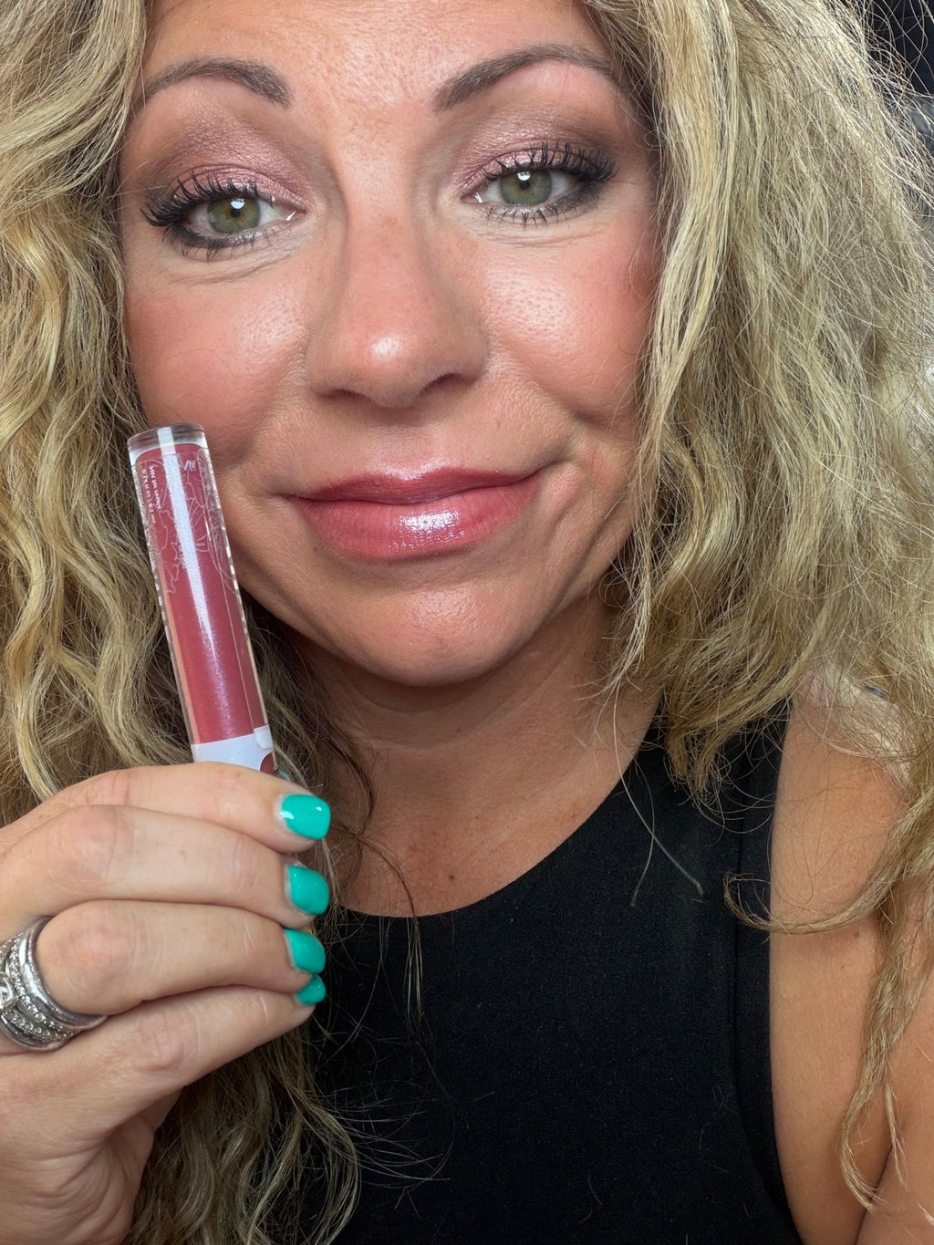 Mauve Moment Gloss - Country Lace Boutique