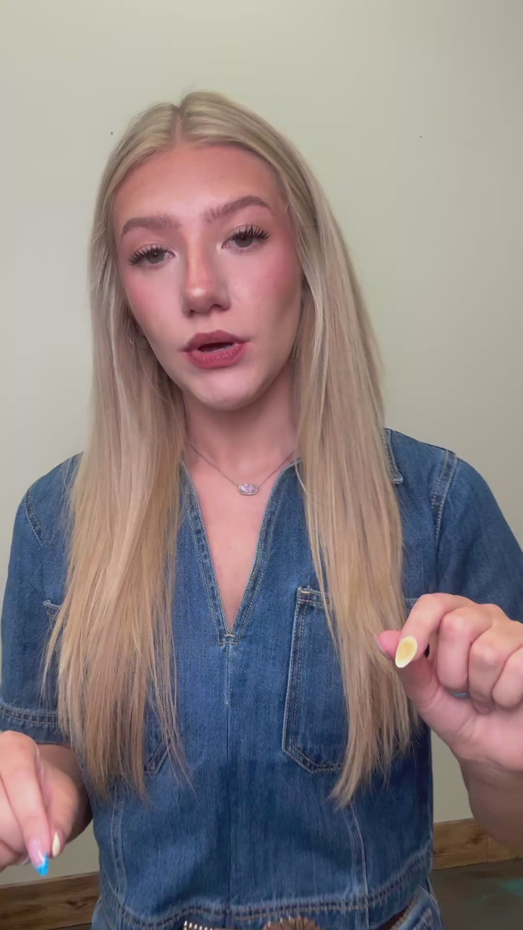 Denim crop w Zipper - Country Lace Boutique