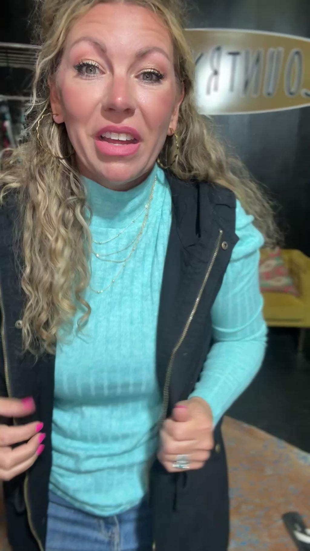 blackcargovestoutfit