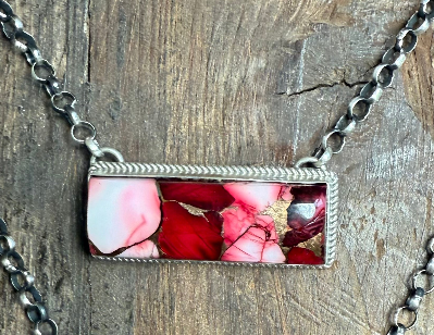 rosedahilanecklace