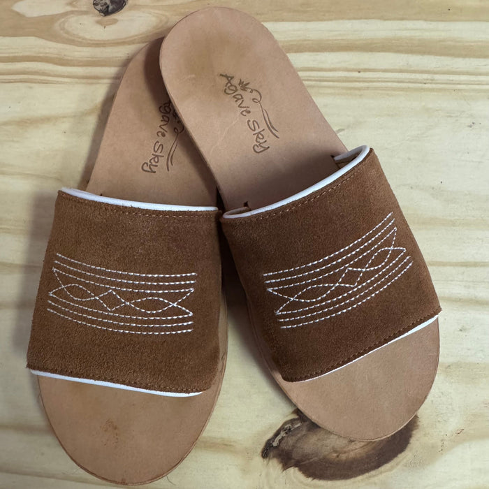 Rust & White Boot Stitched Suede Agave Sky Sandal size 6 - Country Lace Boutique