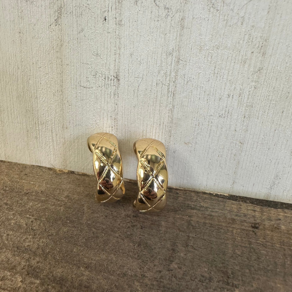 Simple Gold Hoop with Detail Fashion Earrings - Country Lace Boutique