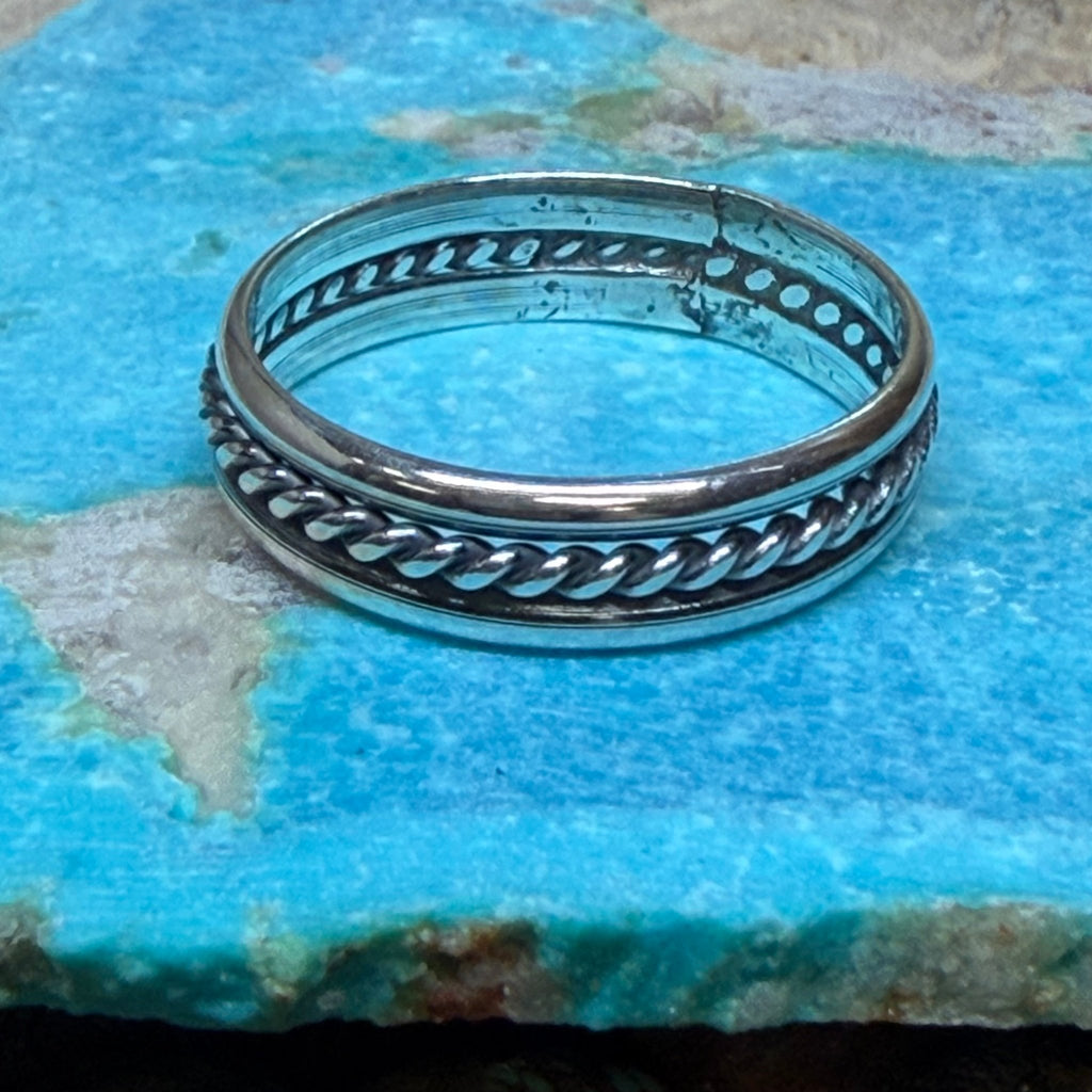 Stackable Detail Band Sterling Silver Ring - Country Lace Boutique