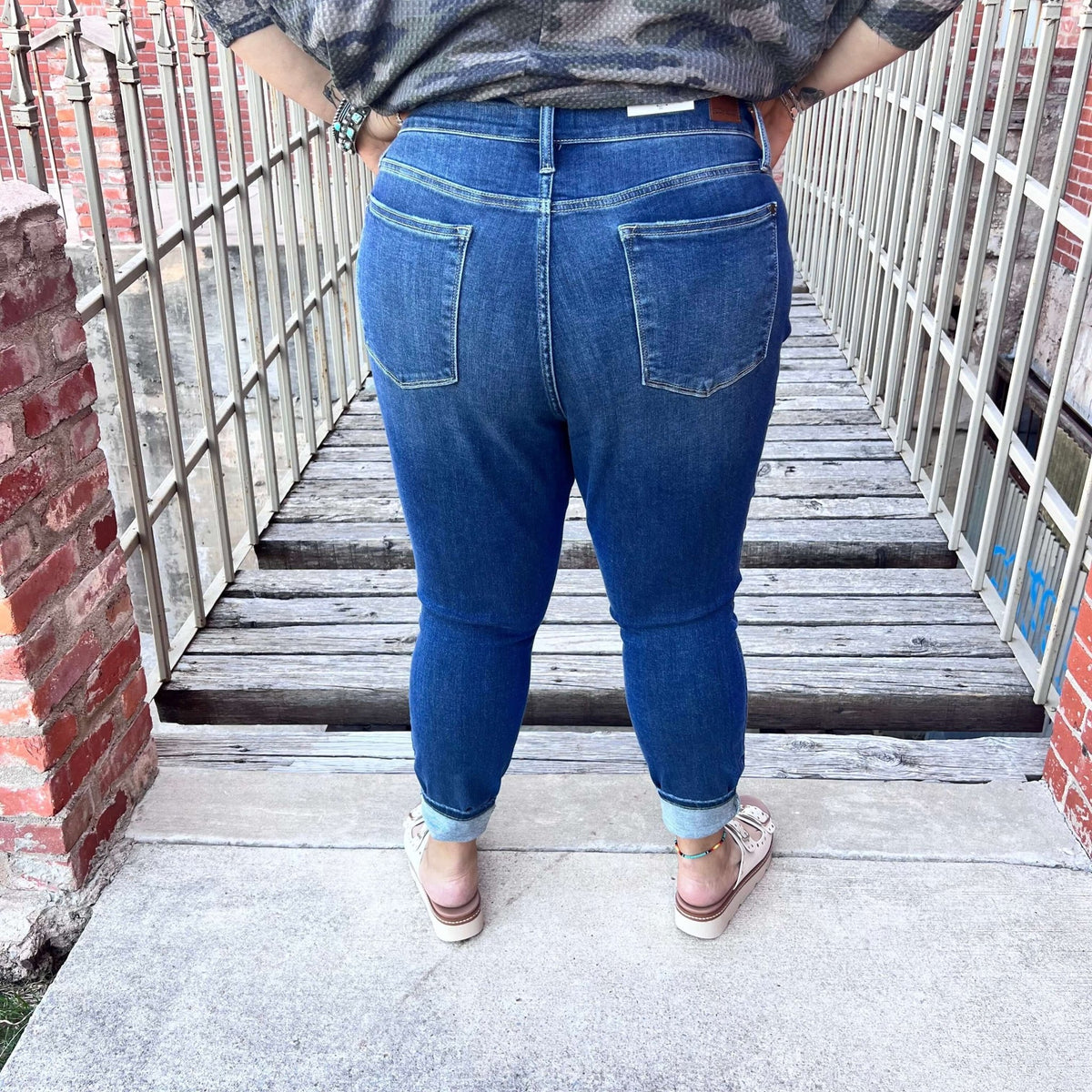 Stonewash 5 Button Judy Blue Skinny Jeans - Country Lace Boutique