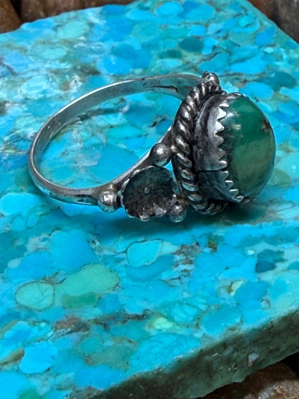 Stunning Green Turquoise with Amazing Detail Sterling Silver Ring size 8 - Country Lace Boutique