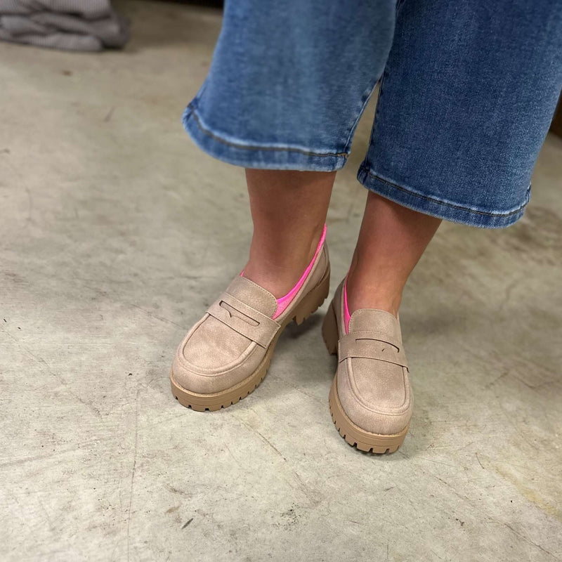 Tan Loafer Dirty Laundry Platform Loafer Shoe size 6 - Country Lace Boutique