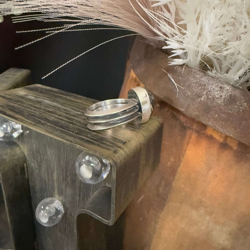 White Buffalo Oval with wide band Sterling Silver Ring size 8.5 - Country Lace Boutique